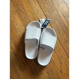 DSG Shoes Sandals Slides Womens Size 6 White Foam Pool Shower Slip On Comfort